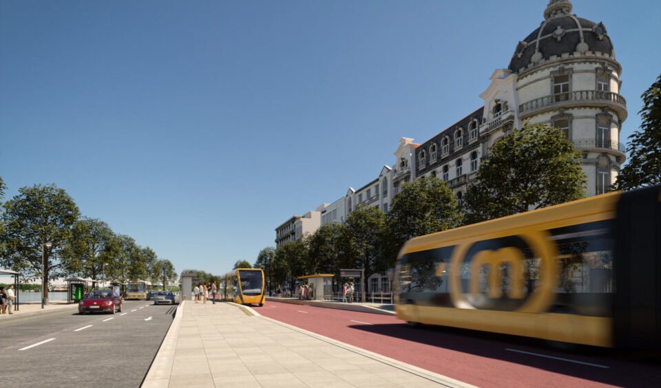 Ação de Demonstração do Metrobus em Coimbra Neste Fim de Semana