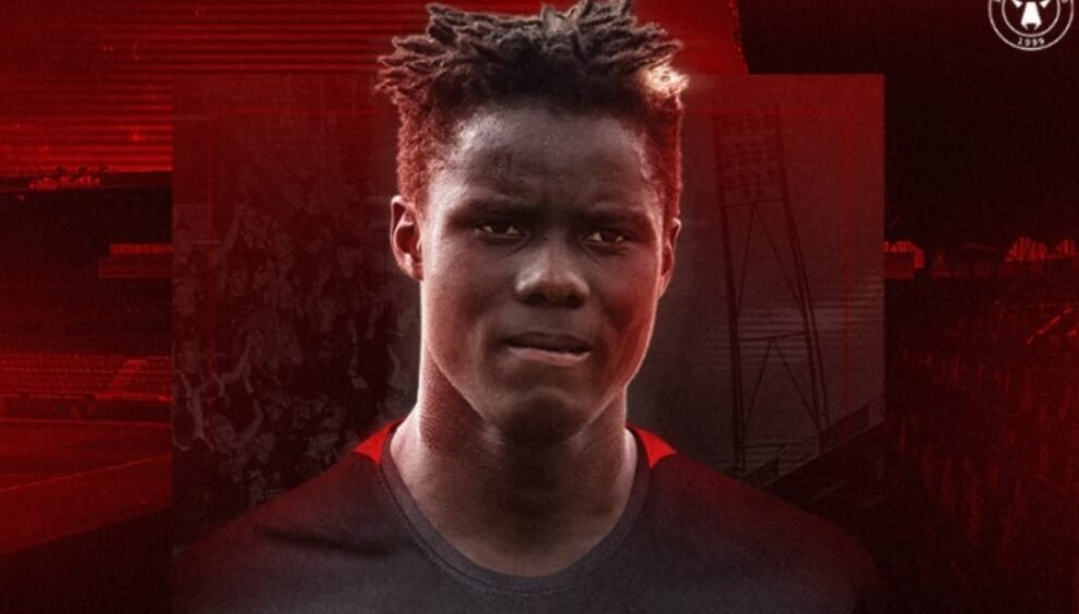 Midtjylland recusa oferta de 30 milhões de euros por ex-jogador do Benfica, Franculino Djú
