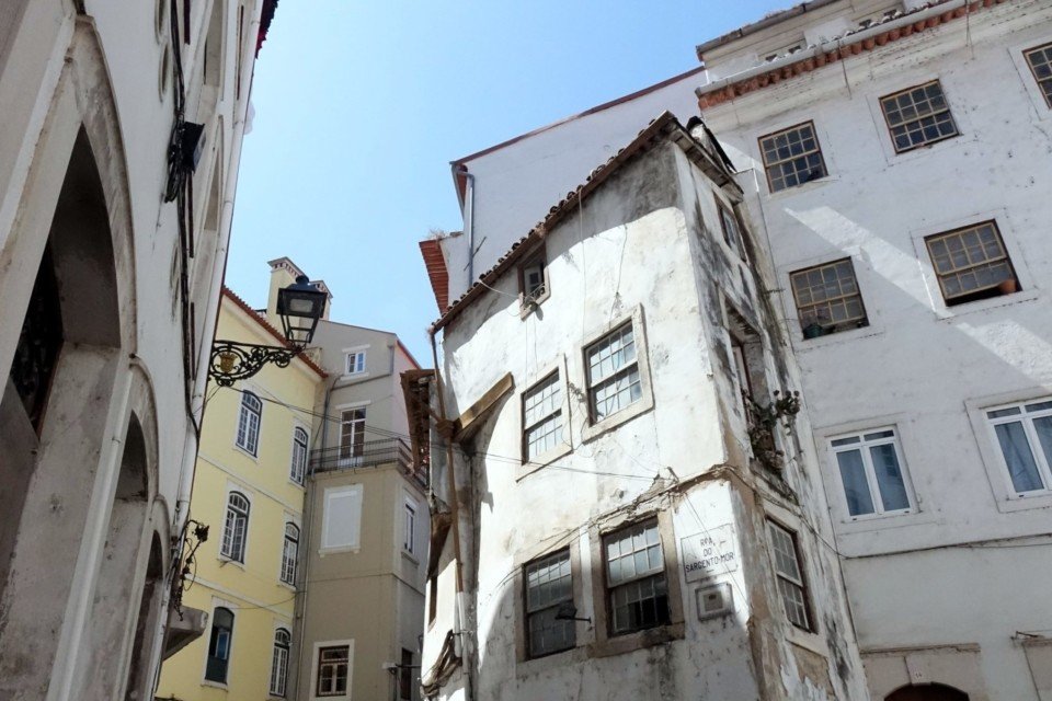 CM de Coimbra Adquire Casa do Século XVI no Centro Histórico
