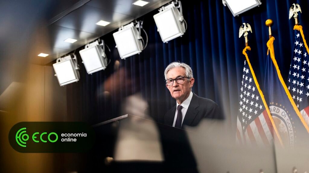 Powell Sinaliza Possibilidade de Ajuste na Política do Fed; Mercados Antecipam Queda dos Juros