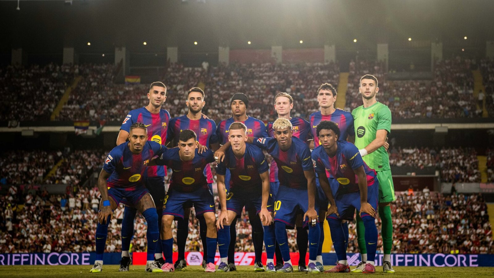 Barcelona realiza sondagem por defesa do Sporting visando 2026