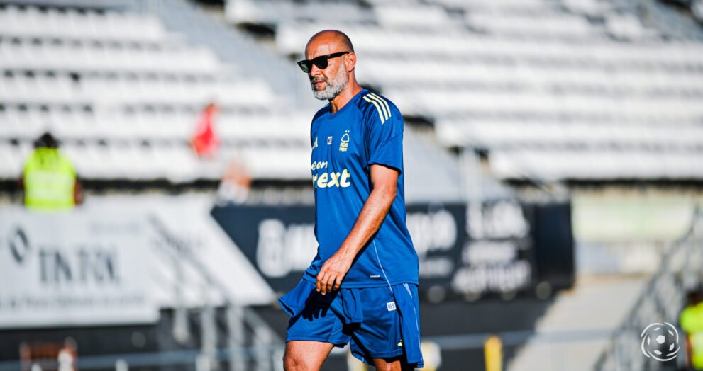 Nottingham Forest oficializa dispensa de Nuno Espírito Santo