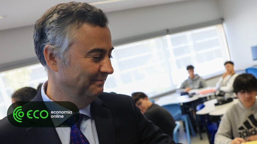 Governo Forma Grupo de Trabalho para Definir "Estratégia Digital de IA na Educação