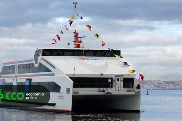Ligação elétrica entre Montijo e Lisboa com navios ainda este ano