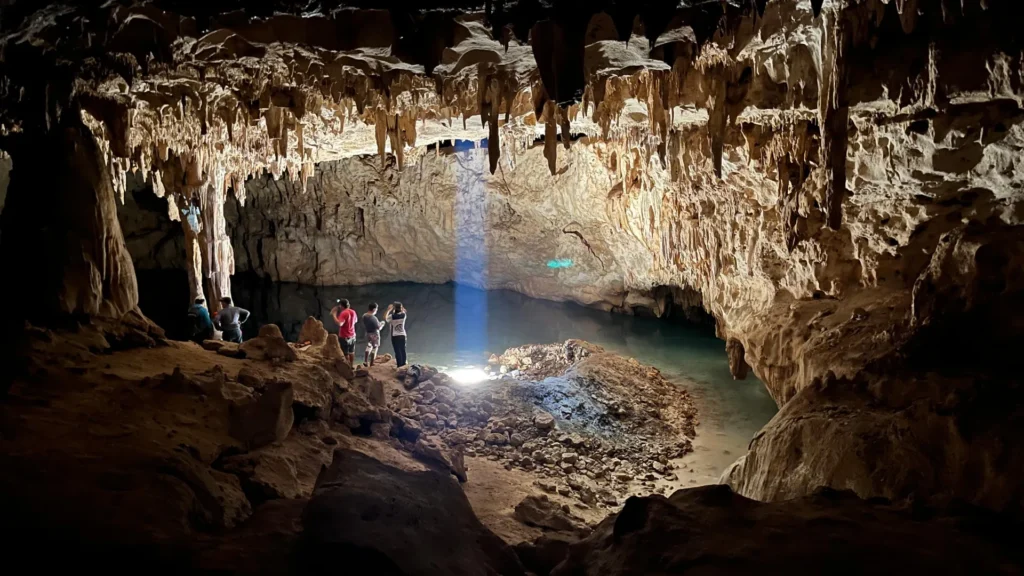 Estalagmites de cavernas mexicanas revelam as secas mortais por trás do colapso maia