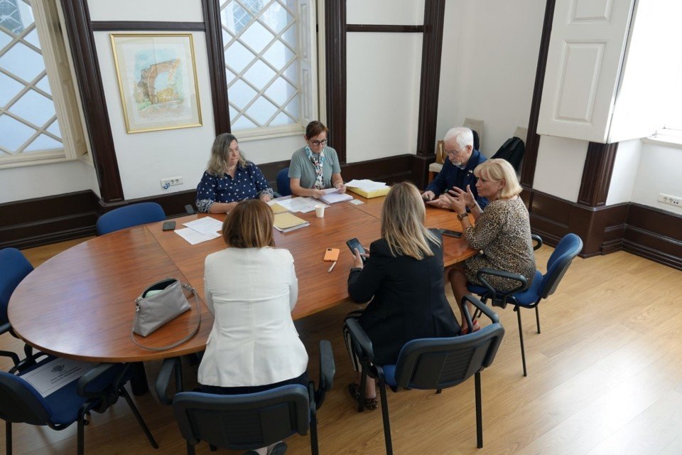 Município de Coimbra e Petrogal formalizam troca de imóveis
