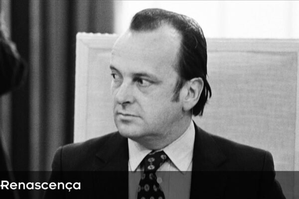 Balsemão: As Fotografias de uma Existência Dedicada à Democracia e à Liberdade de Jornalismo