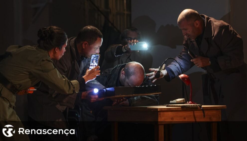 Artistas Unidos lançam em outubro "Ceia" no novo Teatro Paulo Claro