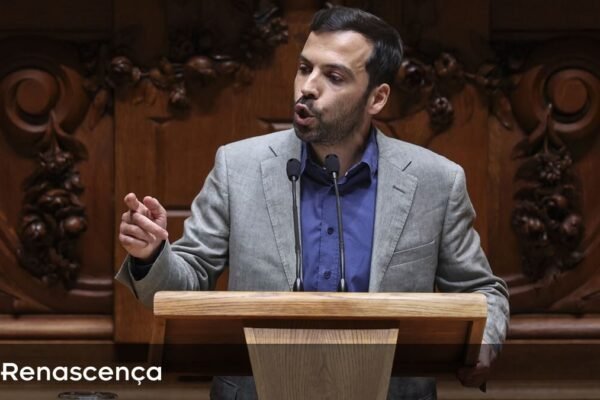 Jorge Pinto, Parlamentar do Livre, declara intenção de concorrer nas eleições presidenciais.