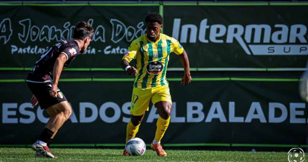 Ivan Cavaleiro Tondela