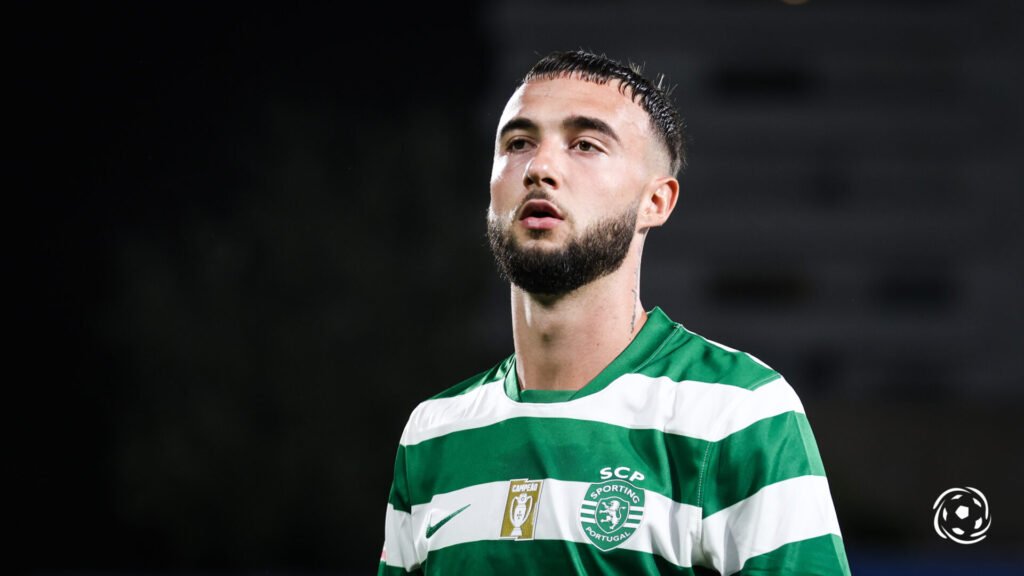 Zeno Debast Apontado ao Liverpool