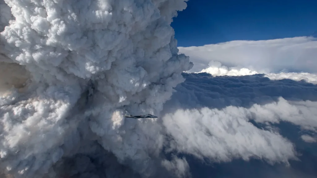 Cientistas recriam um incêndio florestal que gerou seu próprio clima