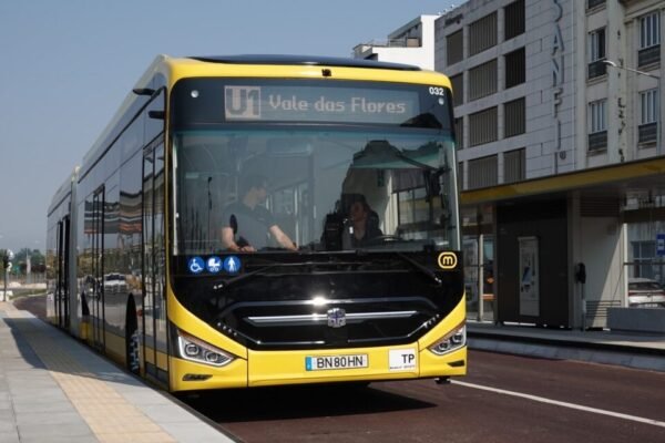 Metrobus opera normalmente em Coimbra durante a greve geral de 11 de dezembro