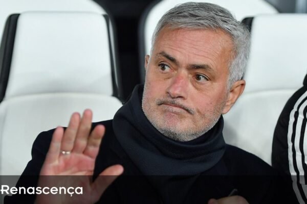 Mourinho. Precisou "atacar o gol"