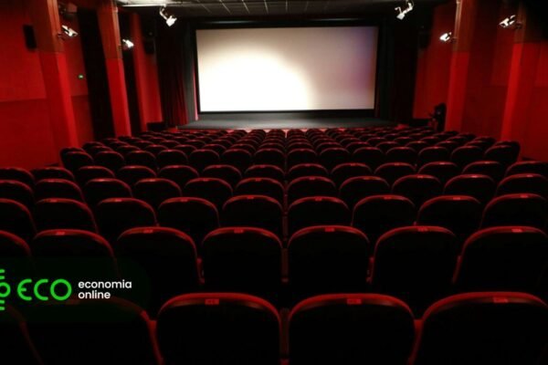 Guarda: Outra Capital de Distrito sem Exibição Regular de Cinema