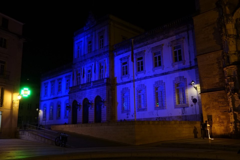 CM de Coimbra ilumina
