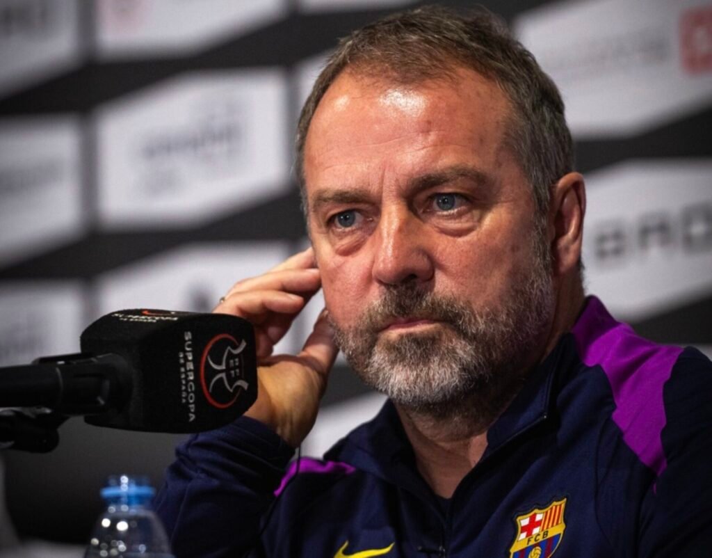 A reação de Hansi Flick após a goleada do Barcelona sobre o Atlético Madrid: «Não estou desapontado com a equipa»