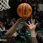 Arouca triunfa com virada excepcional