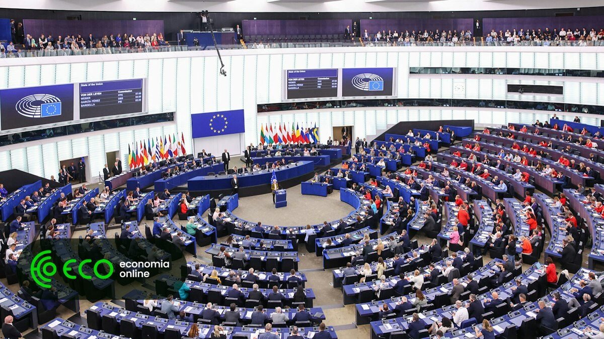 Parlamento Europeu retoma proposta sobre relações UE