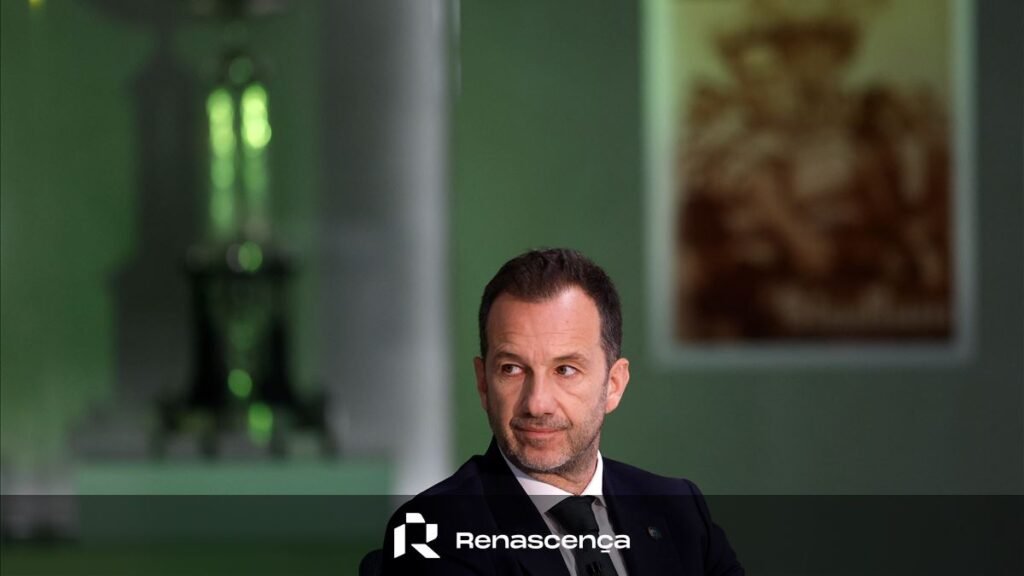 Varandas reeleito no Sporting Clube