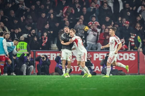Andreas Schjelderup brilha e Benfica derrota Gil Vicente na 24.ª jornada da Primeira Liga