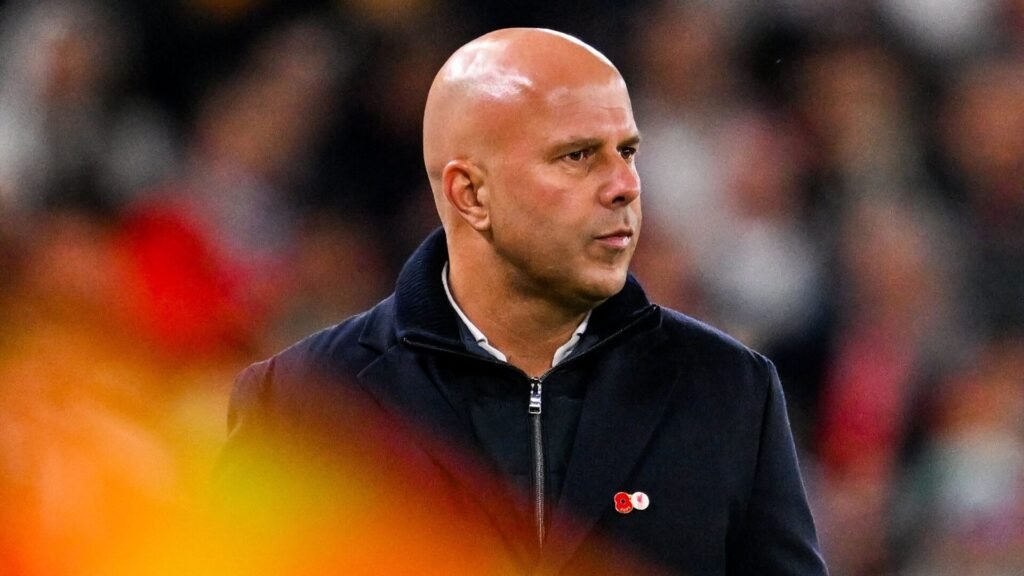 A frustração de Arne Slot no Liverpool: razões para a quebra da equipa
