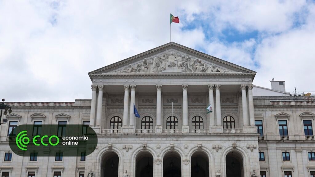 Parlamento aprova diplomas do Governo, PS e IL para revisar o regime de mecenato cultural