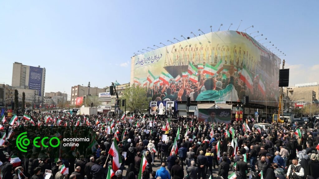 Irão ameaça Emirados Árabes Unidos em relação a ataques às ilhas disputadas no Golfo