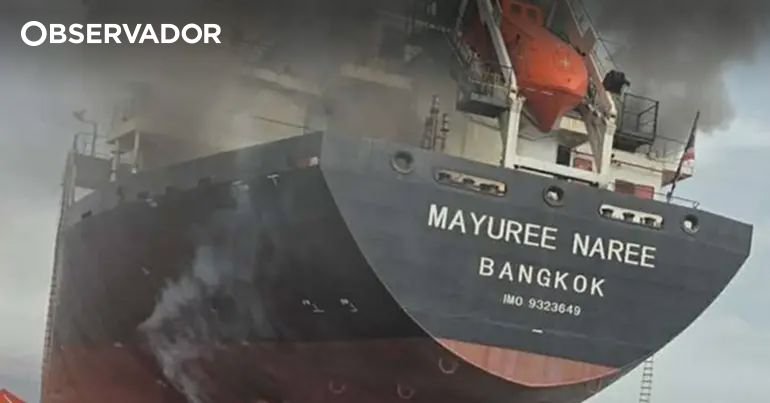 Trump discute com Keir Starmer reabertura do Estreito de Ormuz; Alemanha recusa participar no plano