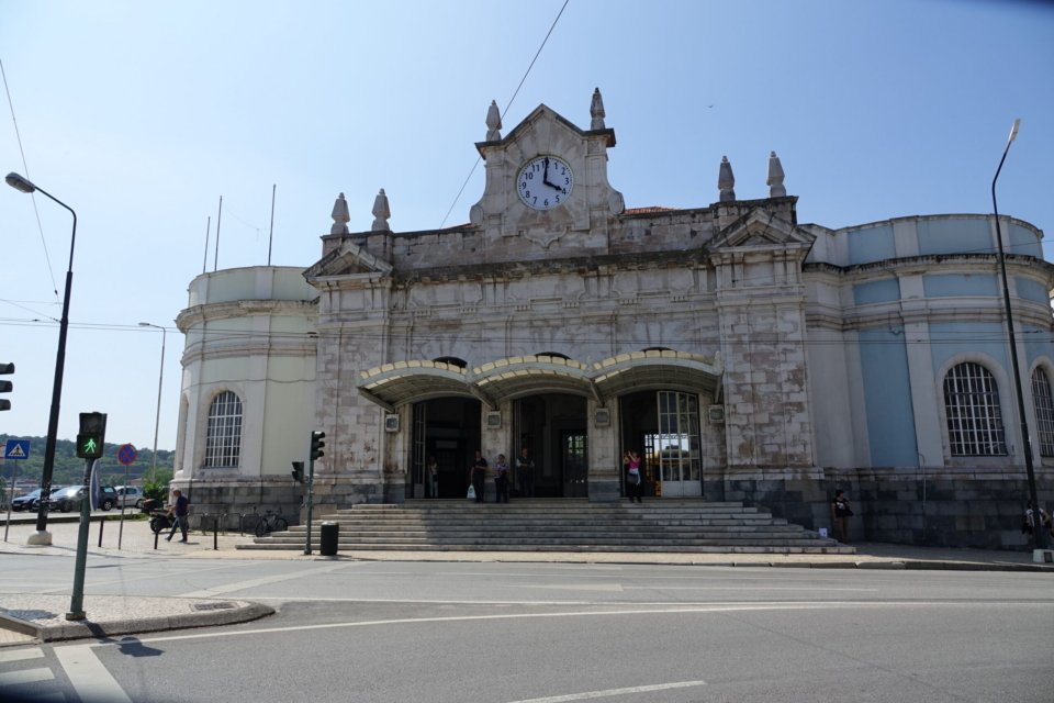 CM de Coimbra solicita agilidade na transferência da Estação Nova para o Município