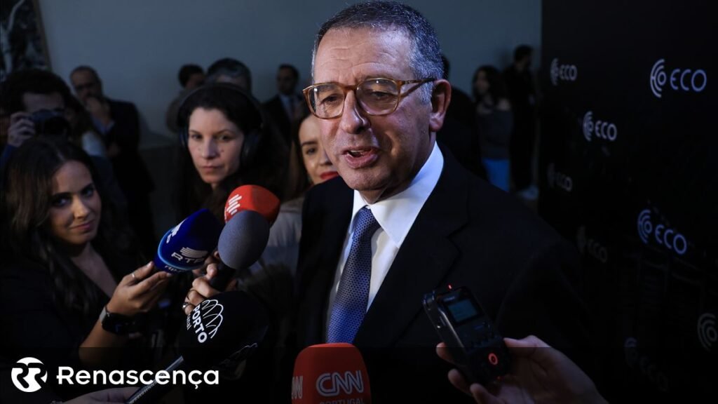 "O 'em sigilo' que 'destaca' sobre os governantes, afirma Seguro"