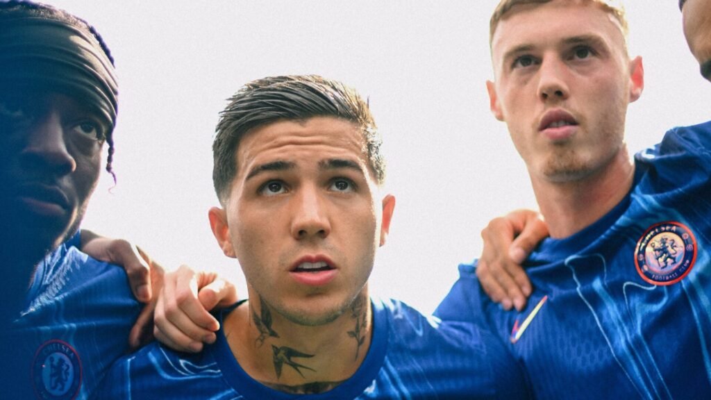 Enzo Fernández revela conversa com Rui Costa antes de deixar o Benfica: «Sem essa conversa, o negócio não teria acontecido»