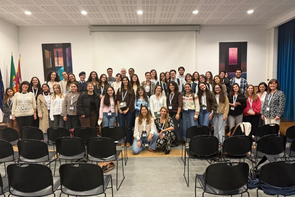 Estudantes de Saúde e Ciências Sociais Iniciam Projeto "Aproxima