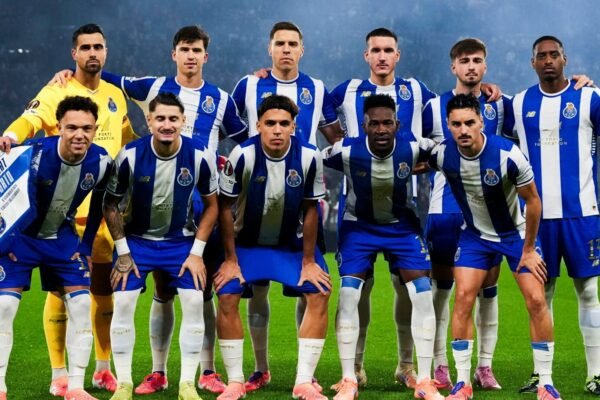 FC Porto perde pontos para o Utrecht, mas adiciona jogador neerlandês à lista de transferências