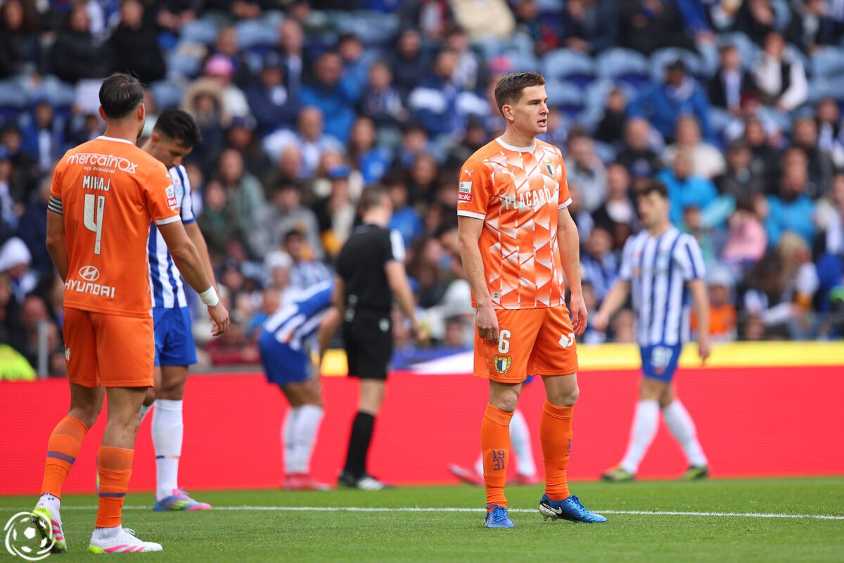 Onde assistir ao tradicionalmente difícil Famalicão x FC Porto da Primeira Liga?