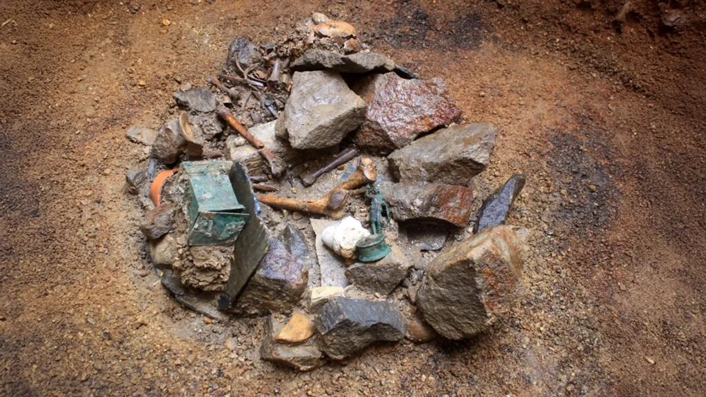 Santuário Romano Sepultado Descoberto Sob Frankfurt Sugere Rituais Chocantes