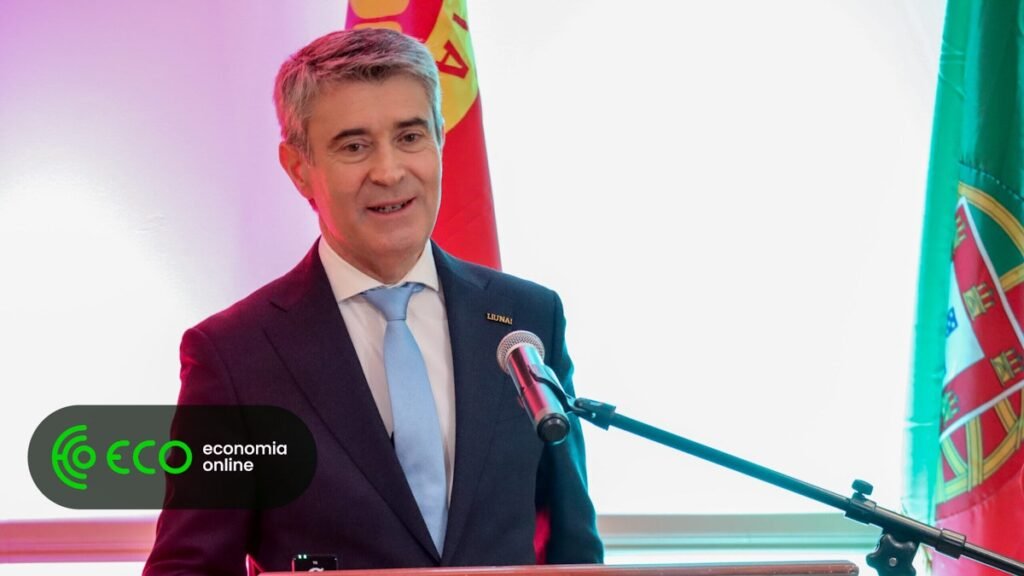 Carneiro aponta falta de comunicação grave sobre escutas ao Supremo