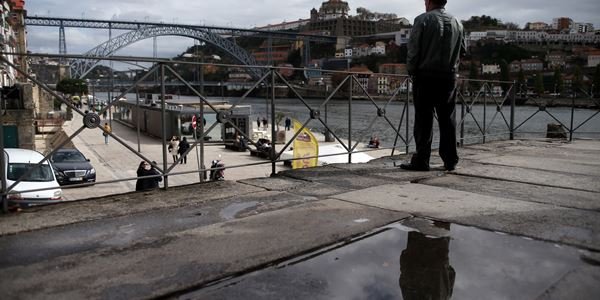 Condições Climáticas: Rua Gustavo Eiffel Restabelecida ao Fluxo Veicular na Cidade do Porto