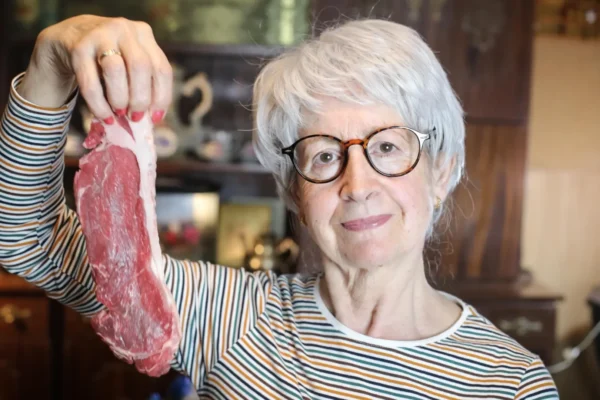 O aumento do consumo de carne pode reduzir o risco de Alzheimer em algumas pessoas