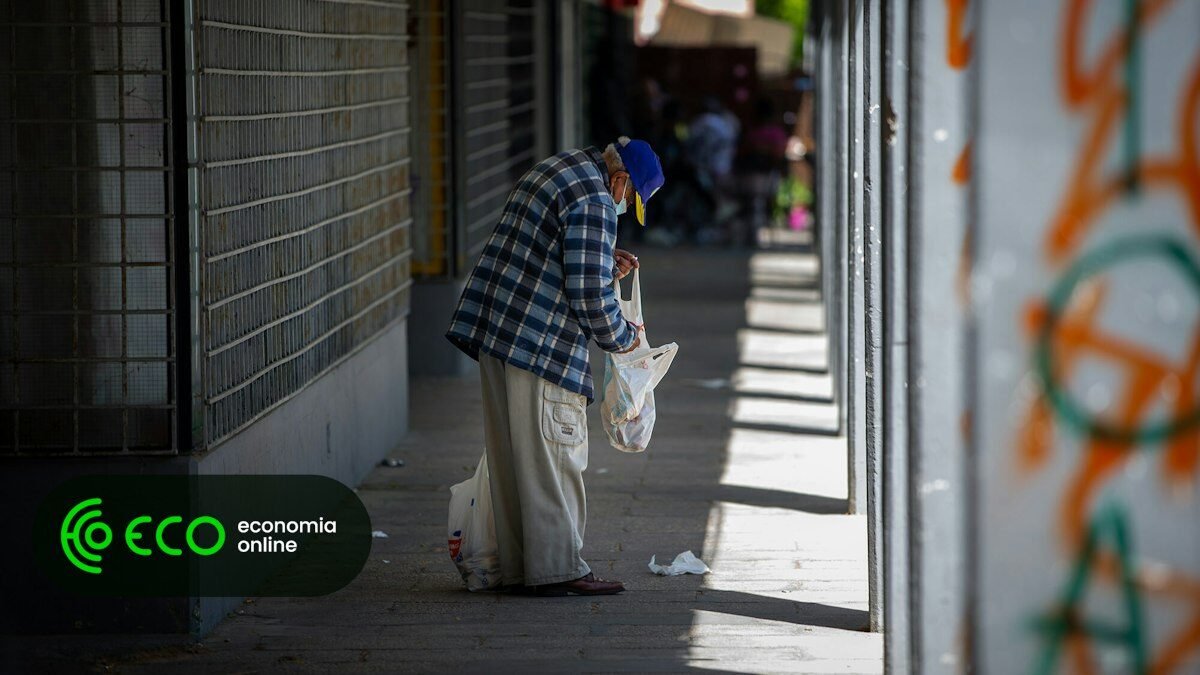 Taxa de Risco de Pobreza em Portugal Regista Queda Ligeira em 2023: Famílias Monoparentais São as Mais Vulneráveis