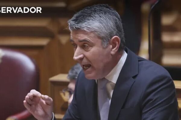 Socialistas solicitam suspensão das eleições em Coimbra