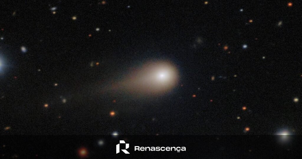 O cometa que cruzou "ao lado" do nosso planeta remonta aos primórdios do Cosmos