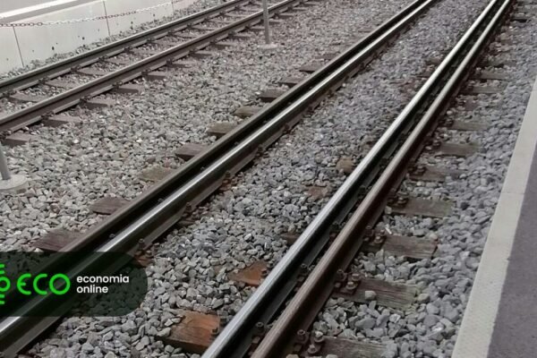 "Contrato de Concessão do TGV: Ponte sobre o Douro e Estação em Santo Ovídio"