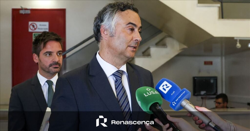 Titular revela nova interrupção do sistema de testes e considera indenização para famílias afetadas